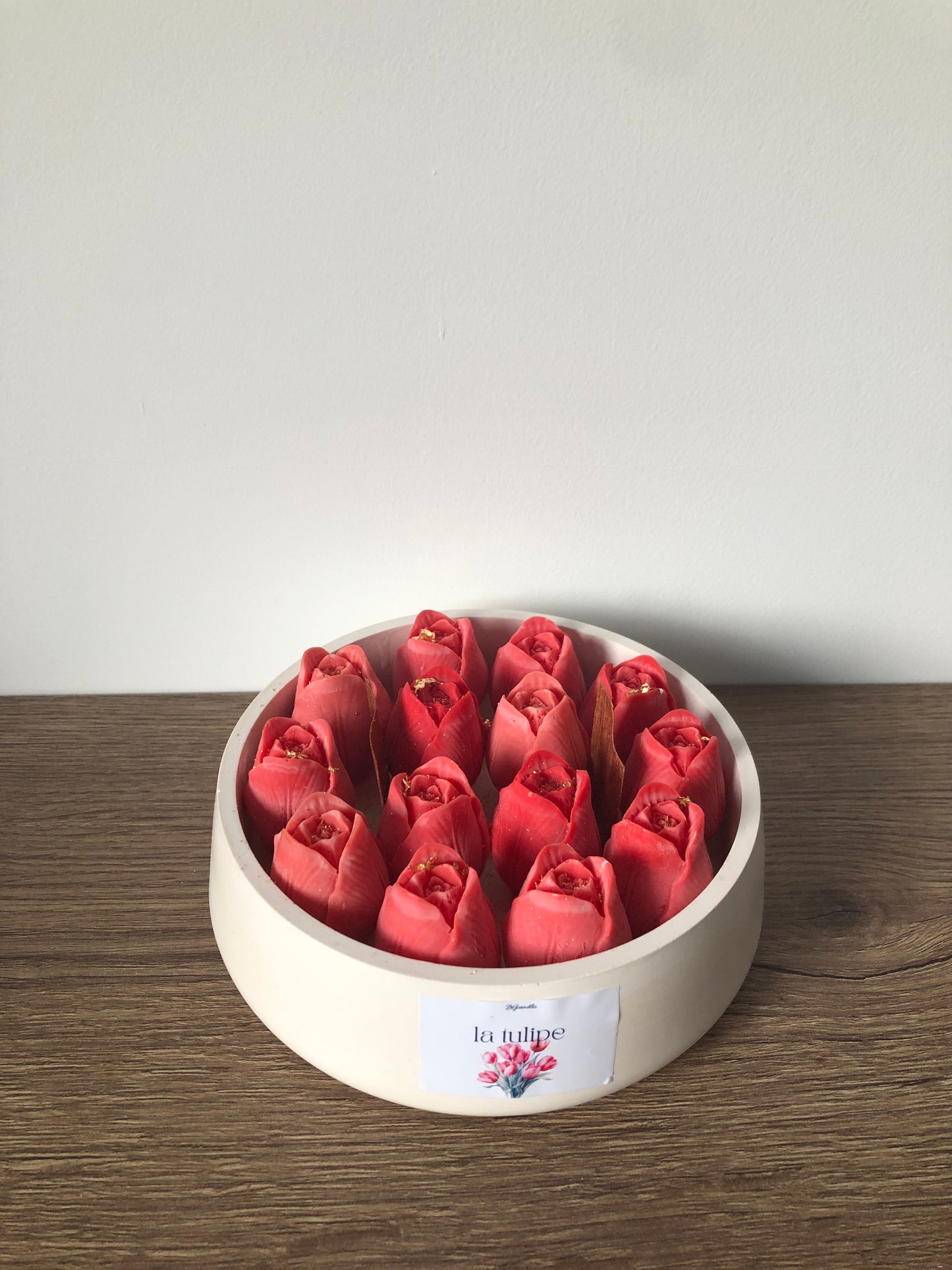 La Tulip red